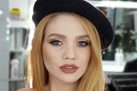Oxana Novacovici Makeup Artist 02_