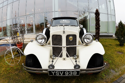 Amedeo Vintage Car 02_